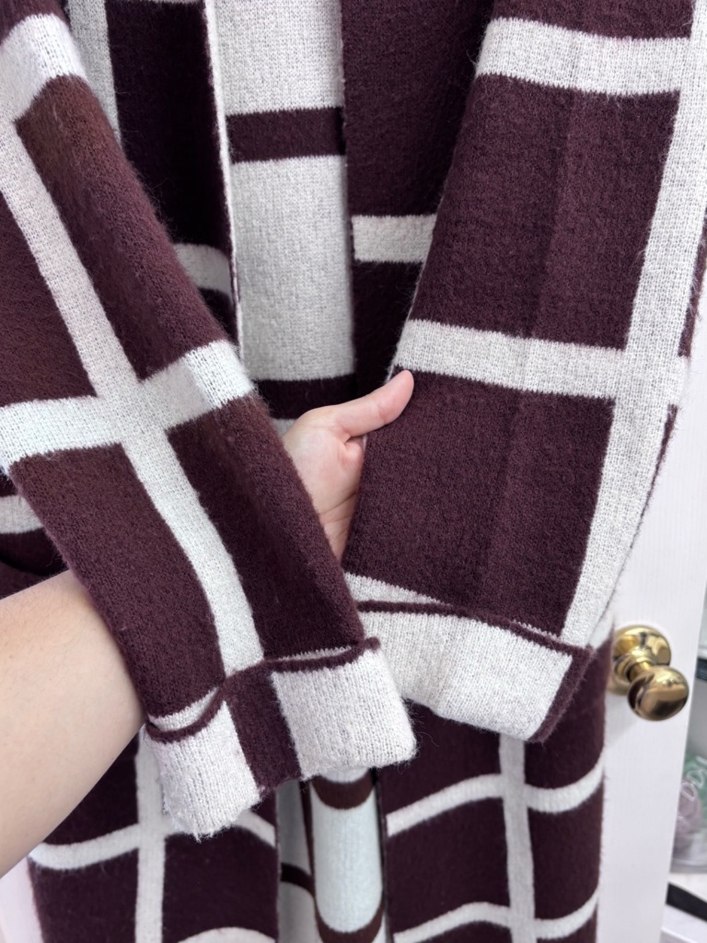 Lost + Wander Grid Plaid Open-Front Long Cardigan in Brown and Cream - SIZE M/L - Picture 12 of 14